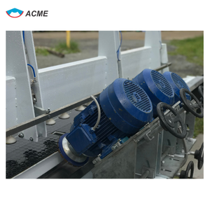 Machine de scie à onglets de qualité supérieure avec trois têtes système de piston pneumatique Table à rouleaux auxiliaire pierre de poussée - Product Image 6