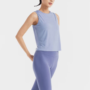 Ropa deportiva de gimnasio transpirable ligera personalizable para mujer, Tops de Yoga elásticos, ropa de entrenamiento OEM, etiqueta privada con estampado de logotipo - Product Image 4