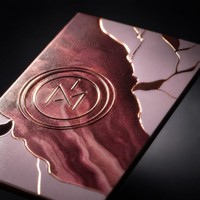 Étiquette en métal 3D personnalisée certifiée ISO9001, autocollante, logo en relief, étiquettes de marque pour bouteilles de parfum et de vin, OEM
