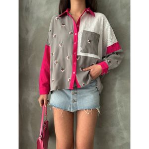 Blusas y Camisas Florales Grises y Fucsia para Mujer Topshow, Producto al por Mayor - Product Image 4