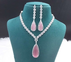 Venta caliente Modern Muse AD Jewelry Set American Diamond Elegance para mujeres contemporáneas disponibles a precios al por mayor - Product Image 1