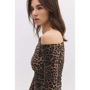 Chemise asymétrique à col léopard - Product Image 3