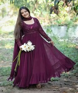 Anarkali patiyala ดีไซเนอร์ georgette เสื้อธรรมดาด้านบนมีชุดปาร์ตี้ dupatta ขายส่งราคาเสื้อผ้าชาติพันธุ์ - Product Image 1