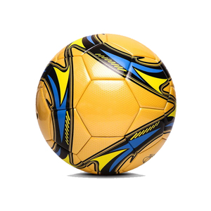 2024 Venta al por mayor Material de cuero Balones de fútbol en alta calidad Logotipo personalizado Balones de fútbol de tamaño oficial en servicio OEM - Product Image 3
