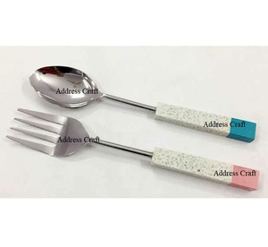 Outils de service à salade en acier inoxydable poli miroir de qualité supérieure avec poignée en résine colorée ustensiles de cuisine à un prix abordable - Product Image 2