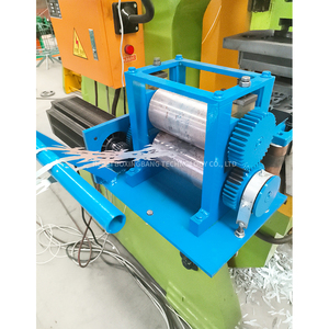 Machine de fabrication de clôture de prison en fil de fer barbelé à lame de rasoir en acier - Product Image 5