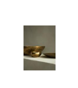 Cuenco de servicio de latón dorado para agregar elegancia a las experiencias gastronómicas diarias en hogares que abrazan las tradiciones culturales - Product Image 1