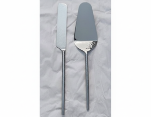 ชุดเสิร์ฟเค้กสแตนเลส 2 ชิ้น ดีไซน์สวยงาม ทนทาน เป็นมิตรกับสิ่งแวดล้อม ล้างในเครื่องล้างจานได้ เหมาะสำหรับเสิร์ฟอย่างง่ายดาย ใช้ได้ทั้งที่บ้านและร้านกาแฟ - Product Image 6