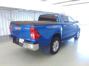 Toyota Hilux Truck Voitures électriques d'occasion avec sièges en cuir à direction droite Caméra arrière toit ouvrant panoramique - Product Image 3