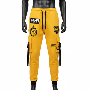 Pantalones Jogger Premium para Hombre, 320GSM, Felpa, Paneles Cargo Amarillos, Tela Suave y Elástica, con Logotipo Personalizado por Transferencia Térmica, Lavados - Product Image 1