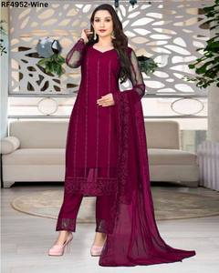 Ensemble Reeta Fashions Floral Kurti en mélange de coton ethnique avec Chanderi Dupatta Parfait pour la conservation au détail et les célébrations - Product Image 1