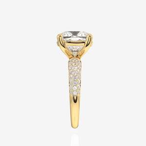 แหวนเพชรโมอิสซาไนต์ทอง 9K ดีไซน์สามชั้นแบบ Pave Cushion Cut - Product Image 3