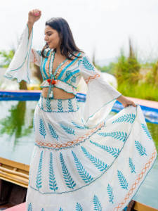 Hand Block Print Co Ord <b>Set</b> White Blue <b>Crop</b> <b>Top</b> <b>and</b> Maxi <b>Skirt</b> Bohemian Summer Vacation Outfit Hand Block Print Co Ord - Product Image 2