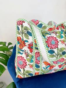 กระเป๋าผ้าฝ้ายขนาดใหญ่ลายดอกไม้สีขาวแดงมีซิปสำหรับผู้หญิงเหมาะสำหรับซื้อของชำอย่างยั่งยืนงานแฮนด์เมด - Product Image 4