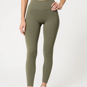 Leggings de gym pour femmes de haute qualité, en tissu extensible dans les 4 sens, avec fente sur le côté, sans couture OEM pour femmes avec logo personnalisé - Product Image 1