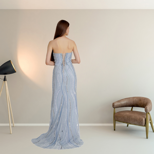 Llamativo hecho a mano azul hielo Vintage A-Line vestido sin tirantes intrincados detalles con cuentas bordado silueta que fluye ropa de noche - Product Image 4