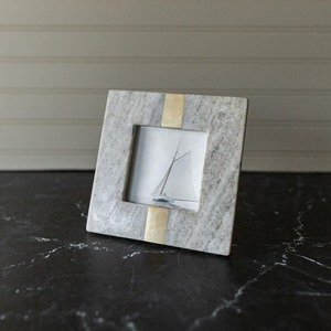 Marco de fotos de piedra de doble tono en blanco y negro marco decorativo de lujo hecho a mano elegante aspecto de mármol decoración del hogar de moda - Product Image 3