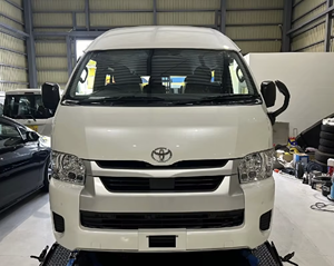 Envío Inmediato: Hiace 2025 Seminuevo de 10 Plazas, Diésel Turbo, Ideal para Uso Industrial y Personalizado - Product Image 2