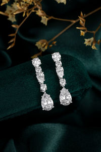 Boucles d'oreilles style vintage PT 900 1 Ct Lab Grown Diamond Stud pour les mariages - Product Image 4