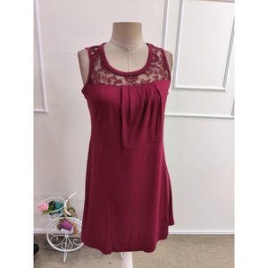 Robe courte en viscose à bretelles et col rond en dentelle pour femme, 35500 - Bourgogne - Product Image 4