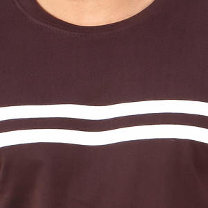 ชุดออกกำลังกายสองชิ้นสำหรับผู้ชายเสื้อยืดและกางเกงขาสั้นระบายอากาศน้ำหนักเบามีสไตล์สำหรับฤดูร้อน - Product Image 4