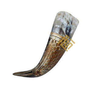 Artículo de artesanía india de alta calidad 2024, cuerno de zapato de cerámica, cuerno de madera de resina, hueso, estilo clásico, nuevo diseño, producto más vendido - Product Image 1