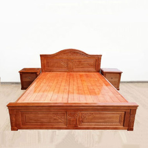 Hand-Carved Solid <b>Oak</b> Wood Traditional European Bed with 250kg-450kg Load Capacity and 1.6m-1.8m X 2m Size - Product Image 1