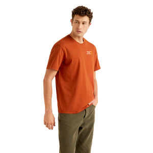 ราคาปรับ คุณภาพระดับพรีเมียม สีสันหลากสี ขายดี โลโก้ที่กําหนดเอง ราคาทนทาน เสื้อยืดผู้ชาย - Product Image 4