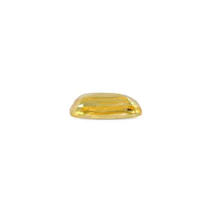 Saphir Jaune Naturel de 3,17 Carats (Pukhraj) - Pierre Précieuse Facettée Taille Émeraude - Product Image 2