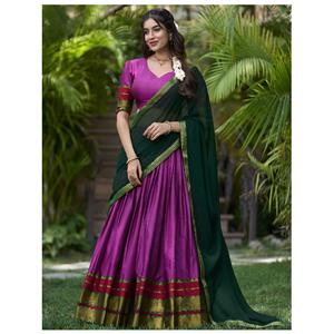 Elegent Zari Weaving Lehenga Choli avec Georgette Lace Dupatta Stitched Canvas Flair Lehenga & Unstitched Blouse pour femme - Product Image 1