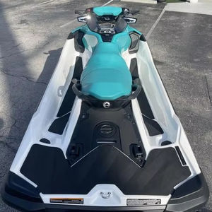 Commandez Wateer avec le moteur puissant 160LXX-S de Kawasakis Ultrra 160LXX-S, Bolld Designn et Buuilt pour la performance - Product Image 1