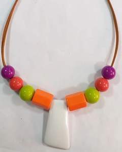 Collar de cuentas de resina que brilla en la oscuridad con cadena de cuerda para accesorio de moda nocturna - Product Image 1