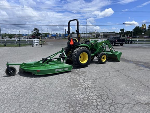 Tracteur utilitaire compact John Deere 3038E 37HP 4x4, transmission hydrostatique, chargeur frontal, diesel, prêt à l'emploi, à vendre. - Product Image 2