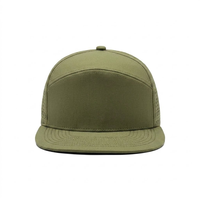Casquette de golf personnalisée à 7 panneaux avec trous perforés au laser, séchage rapide, respirante, casquette de sport snapback avec logo en silicone