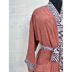 Kimono Vintage de Crepé de Seda, Ligero y Lujoso, Bata Suave y Cómoda, Regalo Perfecto para Mujer, para Usar por la Noche, Tejido para Primavera - Product Image 3