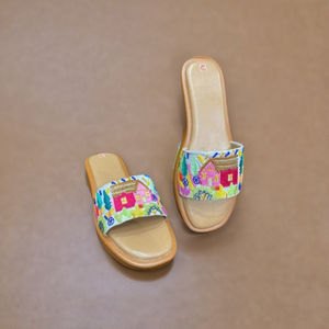 Sandalias Ligeras Modernas con Plataforma Antideslizante y Cuentas, Hechas a Mano, Bordadas, con Diseño Floral Colorido para Bodas y Fiestas - Product Image 4