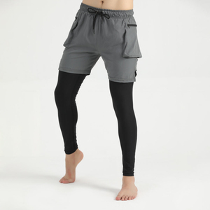 Shorts cargo gris pour homme avec poches, taille à cordon de serrage, séchage rapide, légers, style bermuda, vêtements de sport décontractés - Product Image 1
