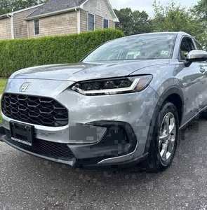 HR-V LX AWD 2023 d'occasion en excellent état, sièges en cuir, intérieur clair, régulateur de vitesse adaptatif intelligent, sans accident - Product Image 2