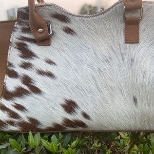 Top fabricante precio barato nuevo estilo bolsos de cuero de vaca de las mujeres precio razonable bolso de mano de cuero de vaca de las señoras - Product Image 2