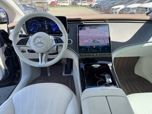 2023 เมอร์เซเดส-เบนซ์ อีคิวอี 500 4MATIC ขับเคลื่อนล้อหน้า เบาะหนัง พวงมาลัยซ้าย - Product Image 2