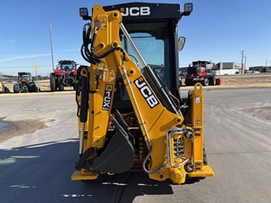 Mini-excavatrice d'occasion/neuve JCBB 1CXT avec chargeuse arrière à vendre / Chargeuse et attache de mini-chargeuse compacte CBB 1CXT - Product Image 3