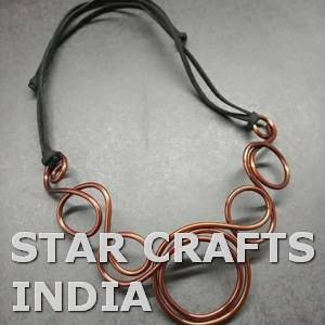 High on Demand Stylish Fashion Women <b>Necklaces</b> Pendants Resin Beads <b>Necklace</b> for Party Wear Use Available at Wholesale Price - Product Image 3