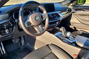 BMW 540i xDrive d'occasion 2019, conduite à gauche/droite - Product Image 4