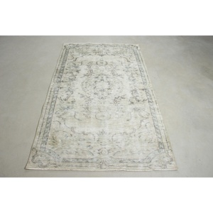 Tapis turc vintage 3,8x6,46 pi (117x197 cm), tapis gris et blanc à pois - Product Image 1