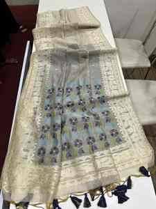 Dernière tenue de créateur Style moderne Haute sur demande Premium Soft Muga Cotton Saree Weaving Work Femme Fashion Exporter and Supply - Product Image 2