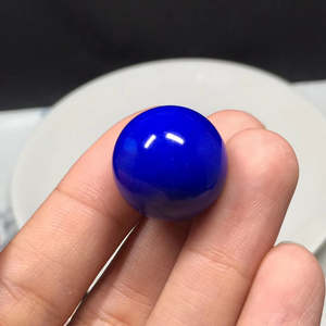 Perles rondes en lapis-lazuli de 6 mm emballées dans un sac pour la fabrication de bijoux - Product Image 4