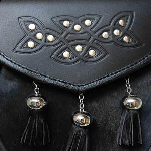 Semi vestido escocés profesional Kilt en diferentes colores con bolsa Semi Sporran de cuero con borlas de León rampantes - Product Image 6