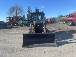 CASE 580SN SUPER N TRACTEUR-CHARGEUR-RECHUVEUR DE CONSTRUCTION, TRANSMISSION POWERSHIFT TYPE H, CONTRA-POIDS AVANT LÉGER, EXTENDAHOE - Product Image 2
