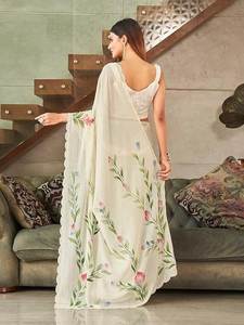 Elegante Impresión digital Sari pesado Chinon tela de seda para mujeres para ropa festiva apariencia de oficina y ropa cultural india tradicional - Product Image 5