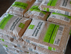 Granulés de bois 15kg 6mm Qualité supérieure 100% bois naturel Teneur en cendres 0,6% Calorité 4800J Humidité 8% pour système de chauffage - Product Image 4
